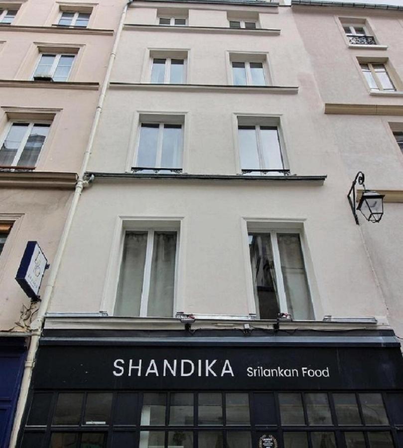 Parisian Home L Bellan Luaran gambar