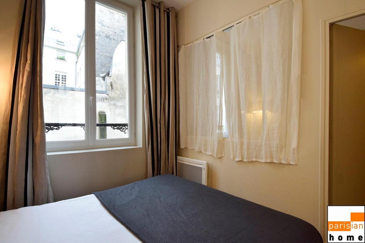 Parisian Home L Bellan Luaran gambar