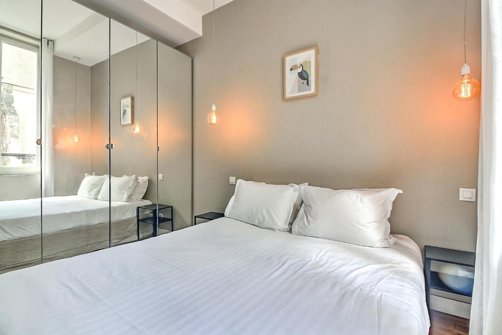 Parisian Home L Bellan Luaran gambar